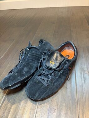 Y-3 x Adidas Men's vintage Black Suede football sneakers.